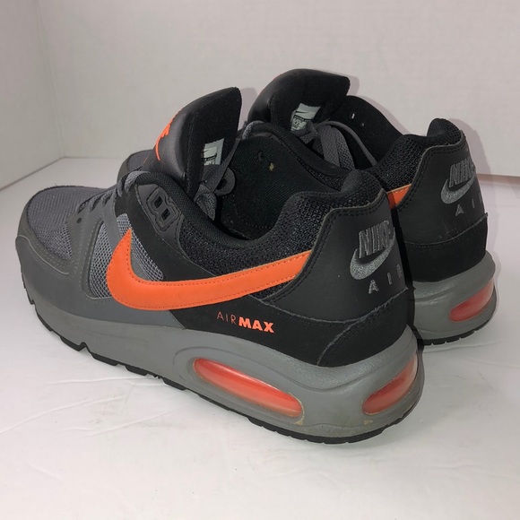 nike gray and orange shoes